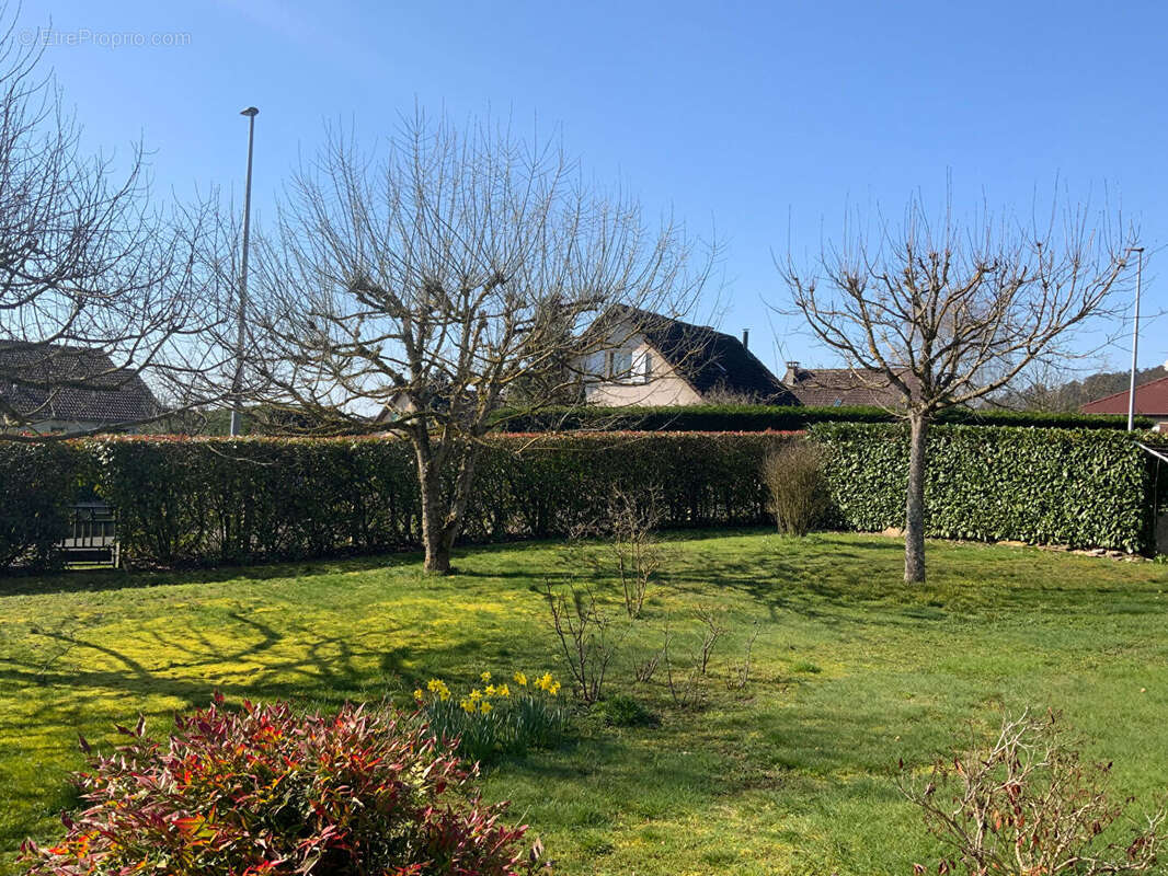 Maison à LE CREUSOT