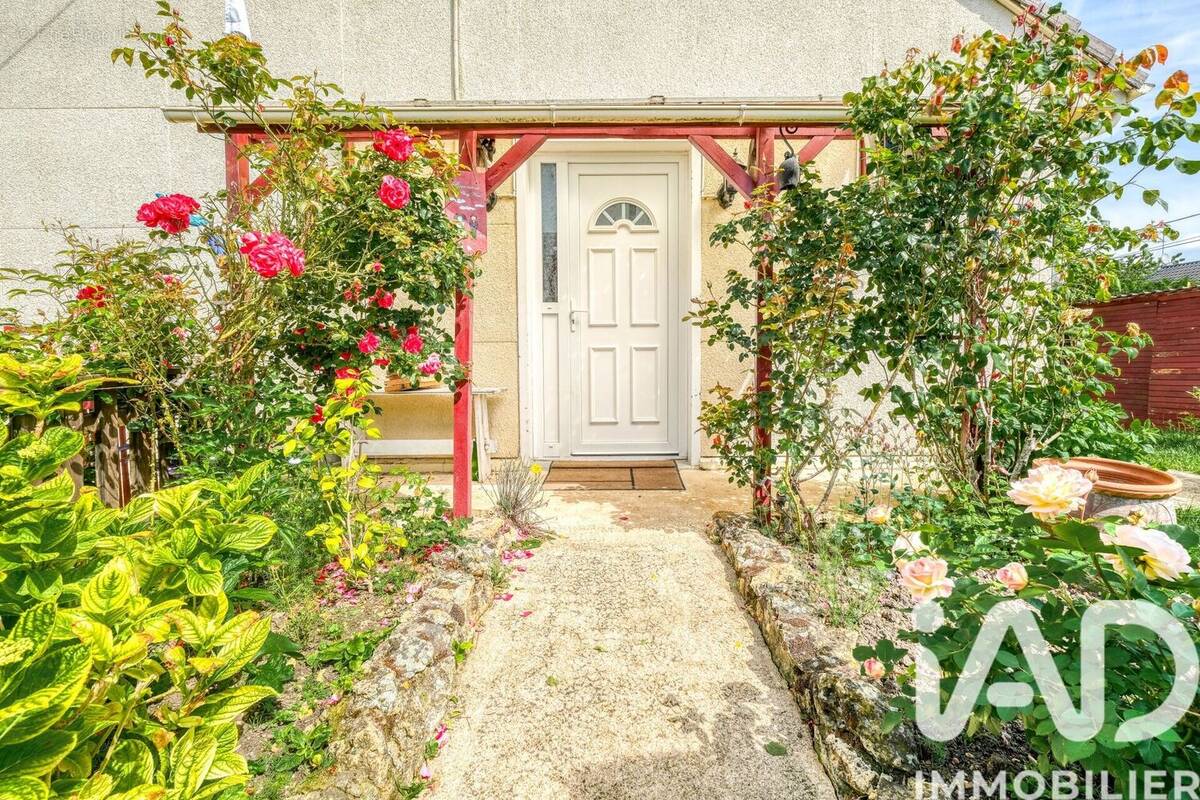Photo 1 - Maison à ROISSY-EN-BRIE
