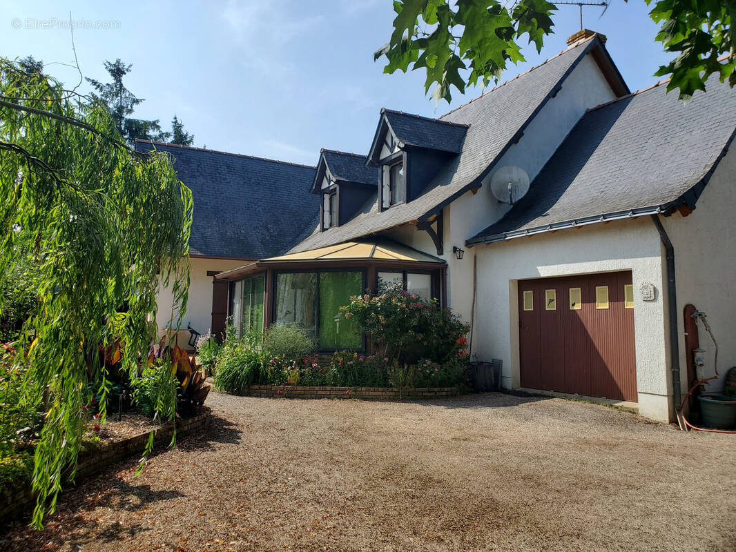 Maison à LA ROUXIERE