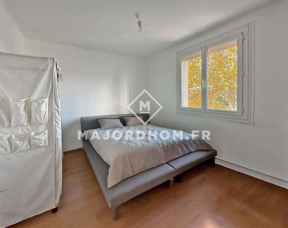 Appartement à MARSEILLE-9E