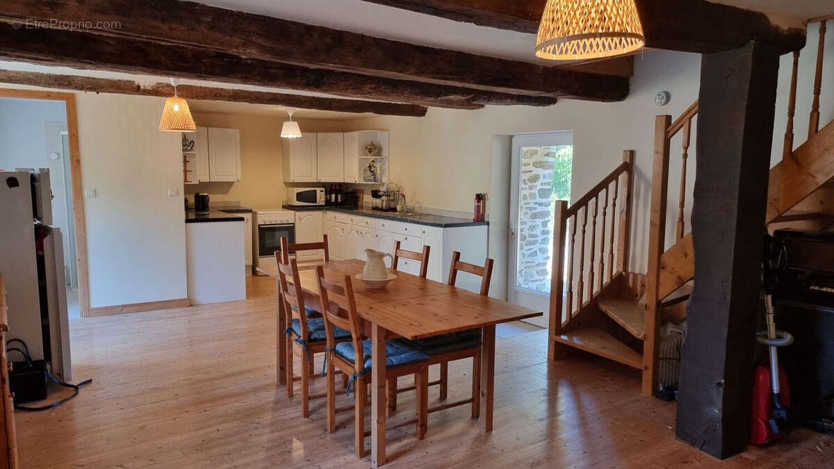CÔTES D'ARMOR, Proche de Mur-de-Bretagne, Belle maison individuelle de 3/4 chambres, vendue meublée - photo 2