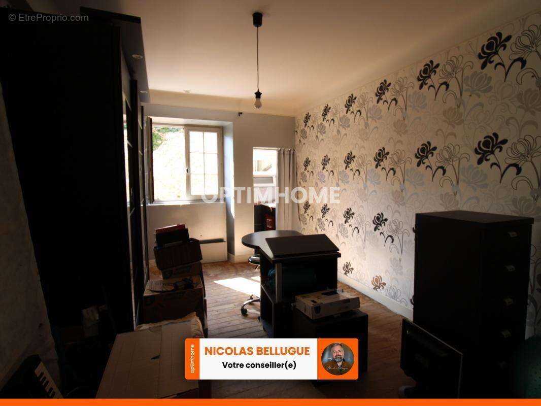 Habitez et travaillez au même endroit : 3 chambres et local commercial - photo 10