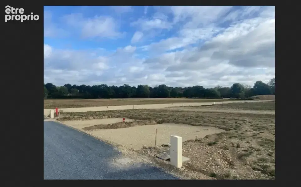 Terrain à BONCHAMP-LES-LAVAL