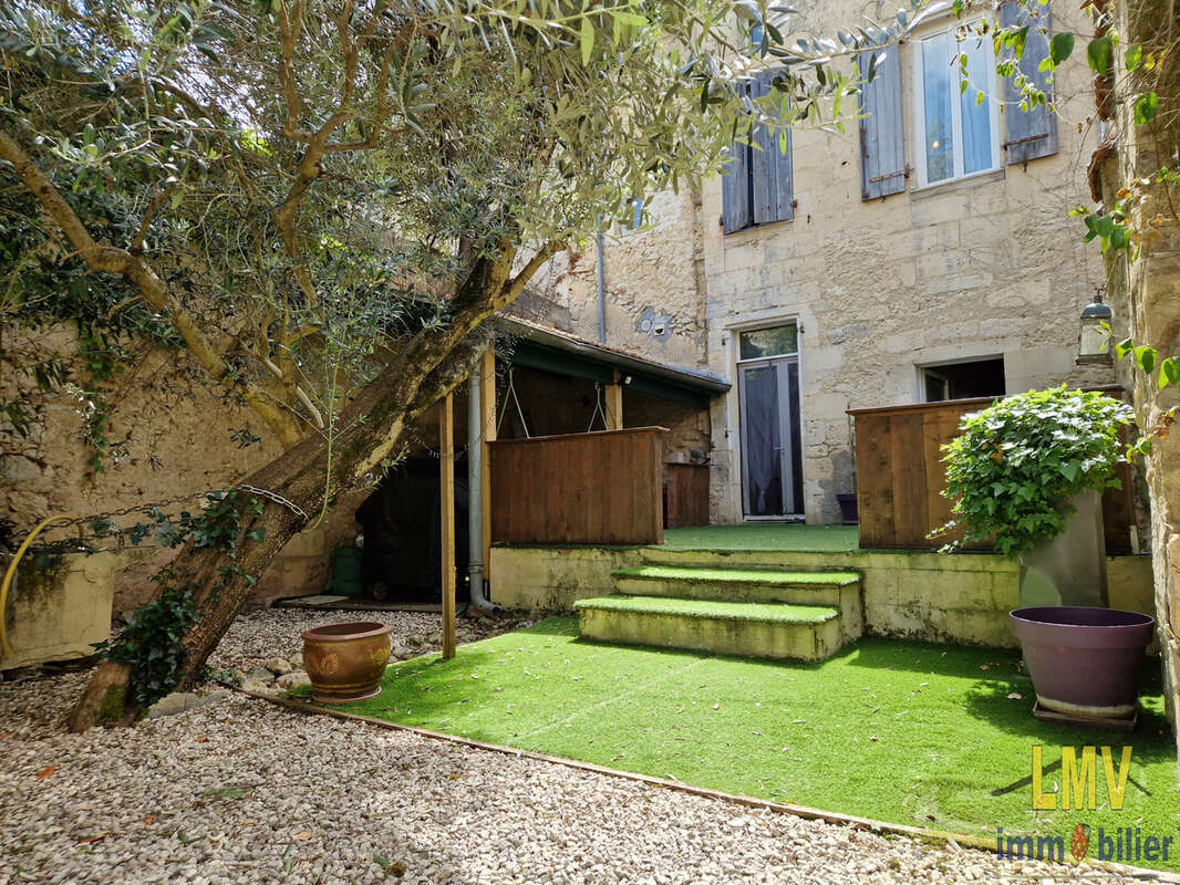 Maison à RAUZAN
