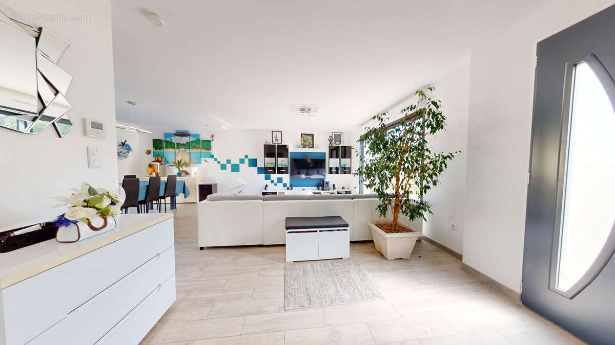 Maison de 101.45 m² à BREUX-JOUY (91650) - photo 2
