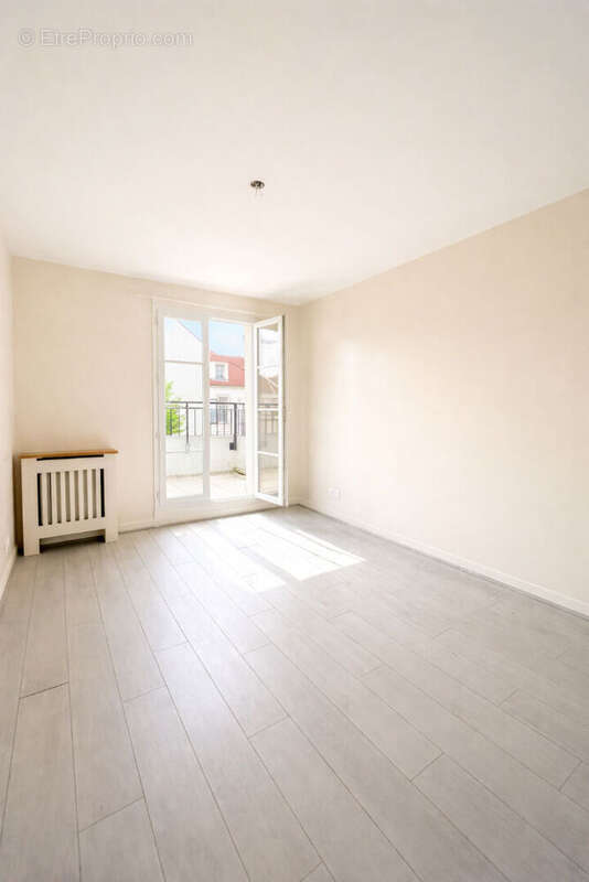 Appartement à LAMORLAYE