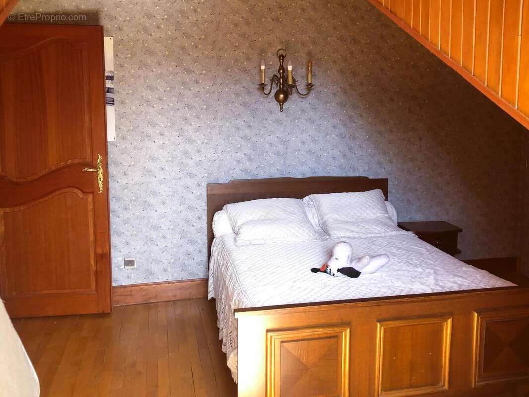   - Maison à FOIX