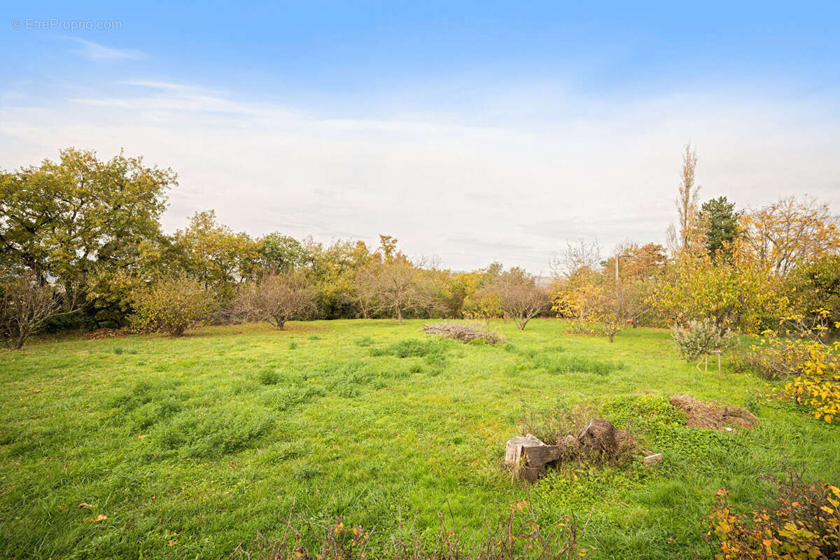 Maison à MARCILLY-D&#039;AZERGUES