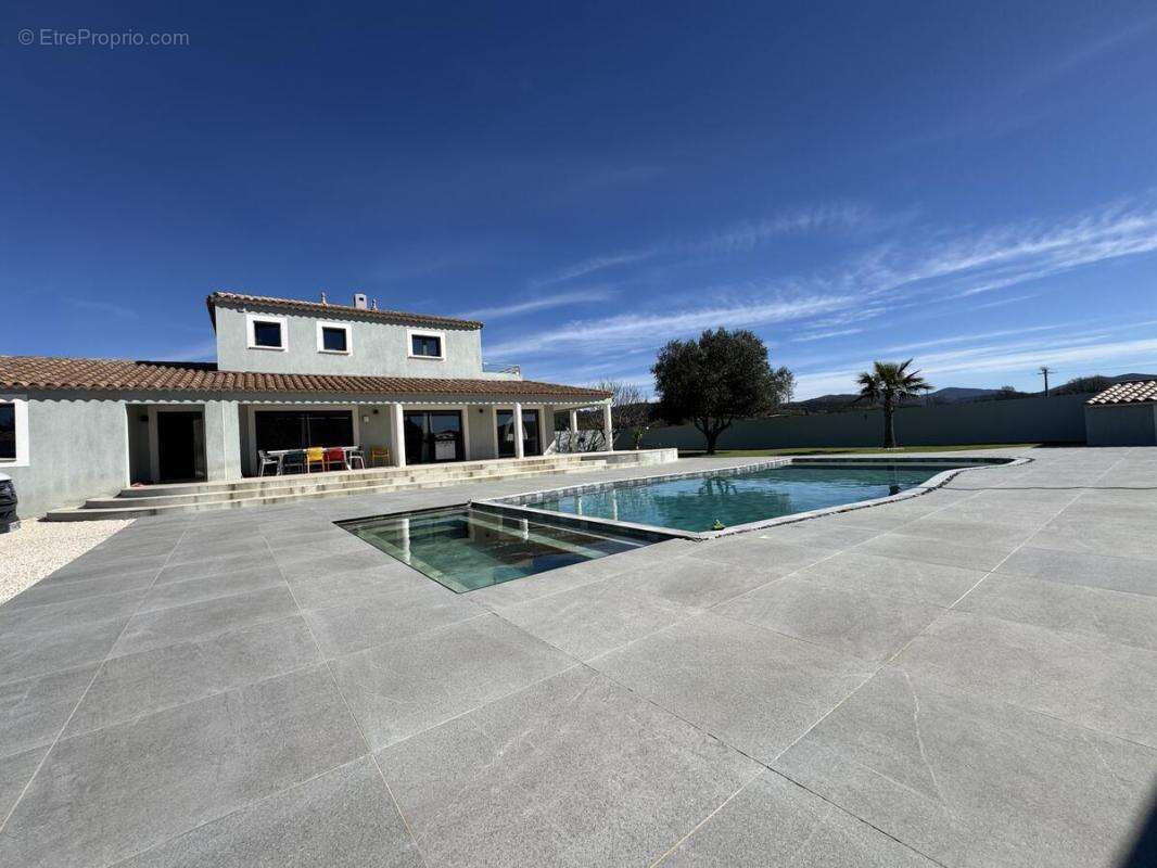 Maison à PIERREFEU-DU-VAR
