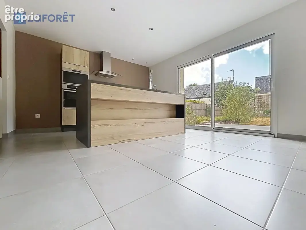 GUIDEL, jolie contemporaine lumineuse, proche du centre, 3ch et garage - photo 4