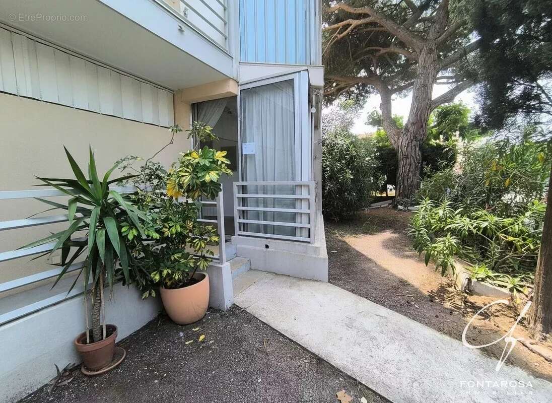 Appartement à FREJUS