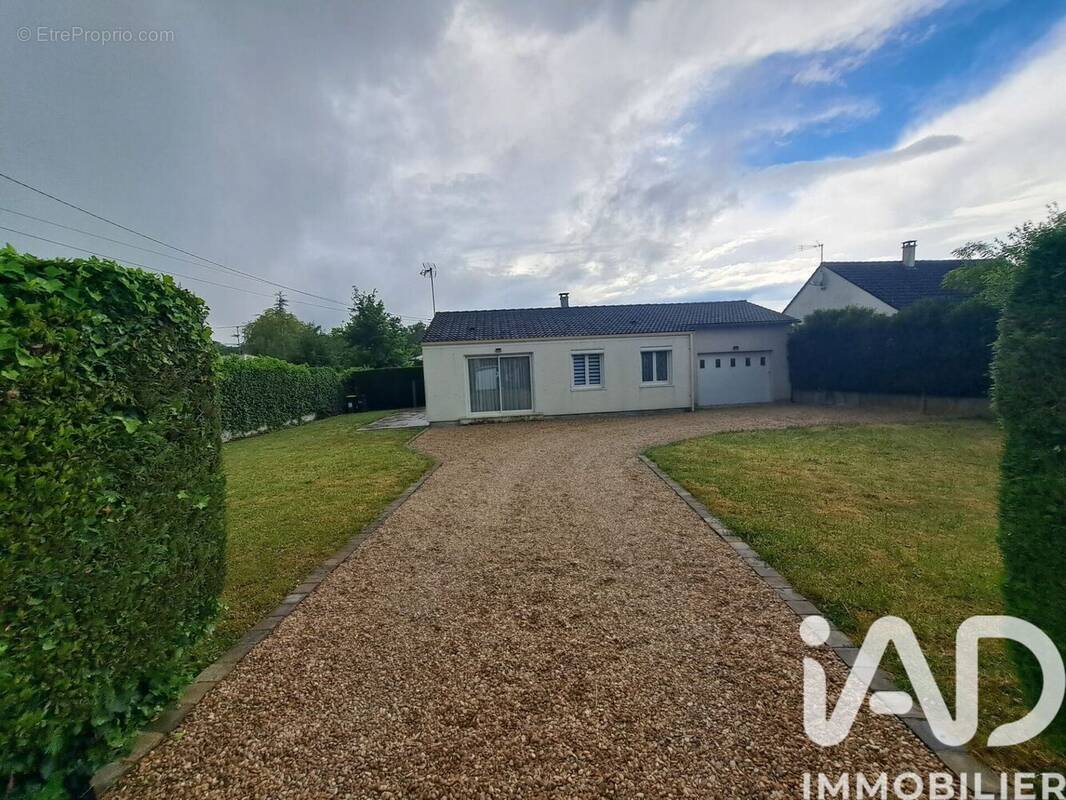 Photo 1 - Maison à VRIGNY
