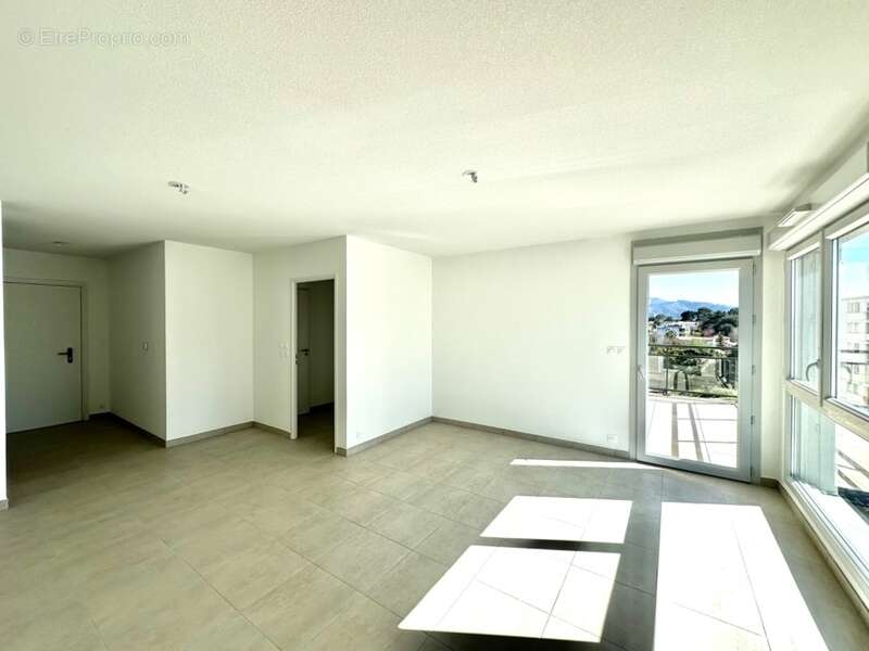 Appartement à MARSEILLE-12E