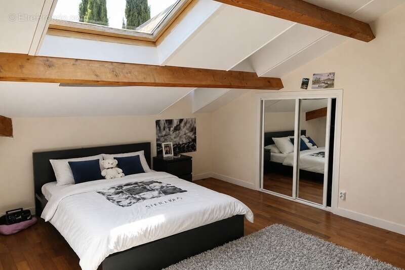 Appartement à vendre 9 pièces LAUNAGUET (31) - photo 8