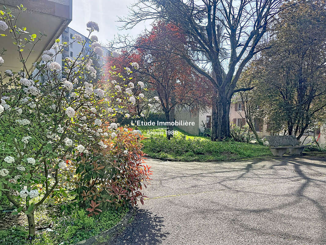 Appartement à CALUIRE-ET-CUIRE