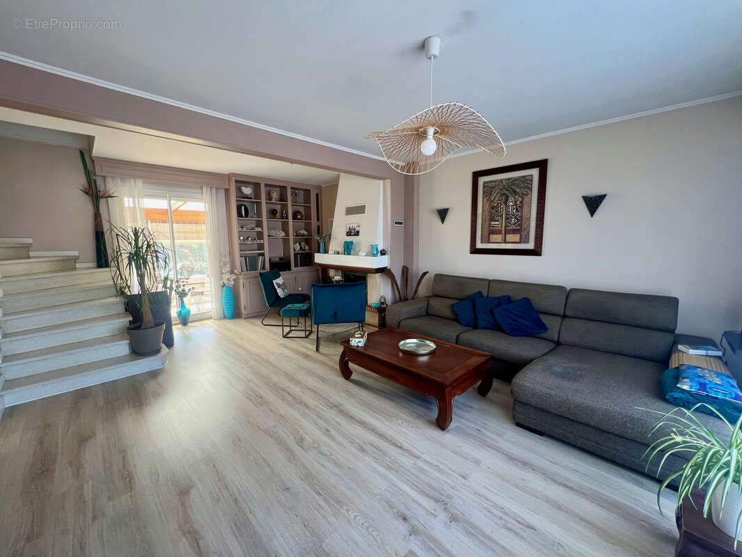 Maison à ATHIS-MONS