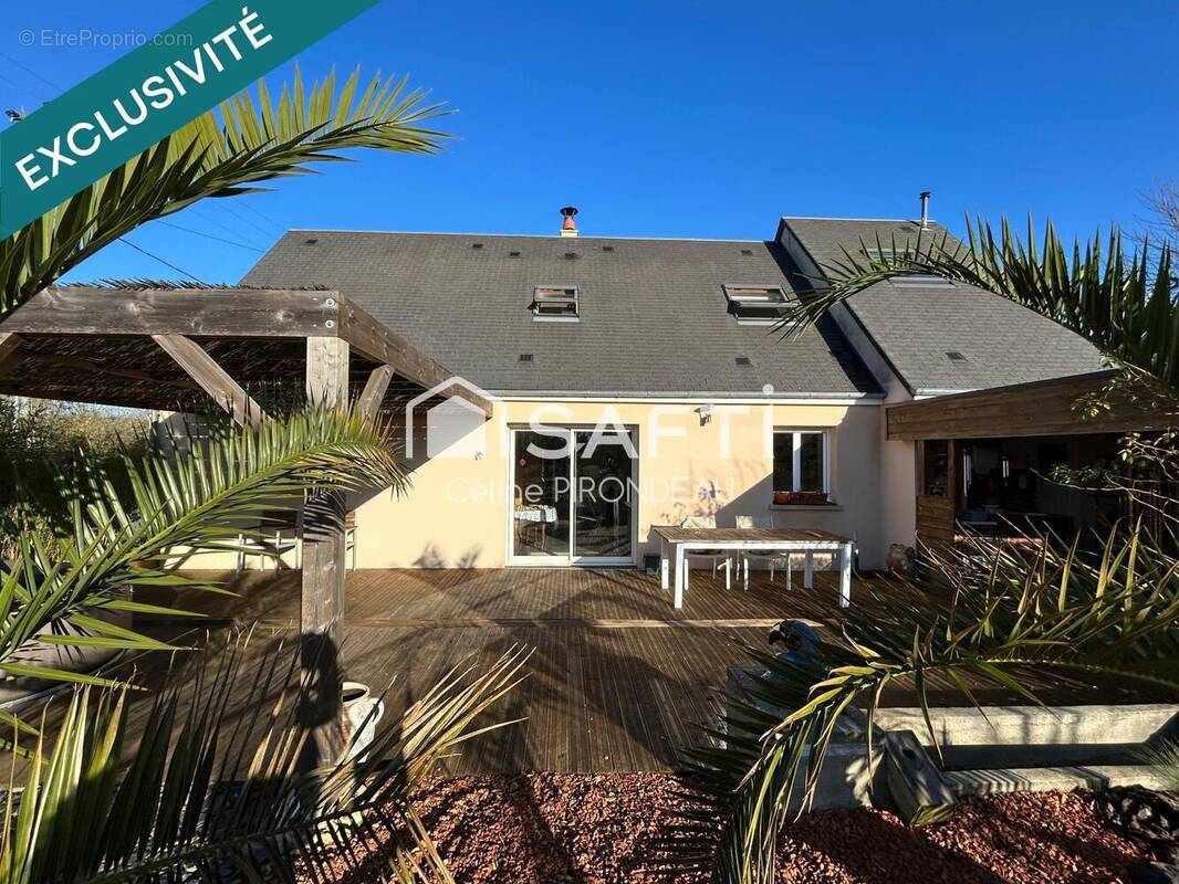 Photo 1 - Maison à BENAIS