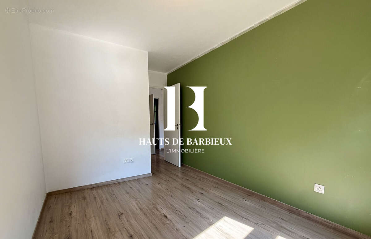 Appartement 63 m² à Roubaix  - photo 7