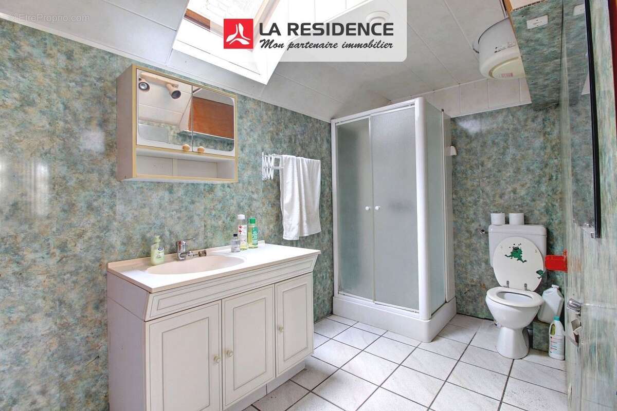 Maison 91 m² à Saint-Etienne-Du-Rouvray  - photo 4