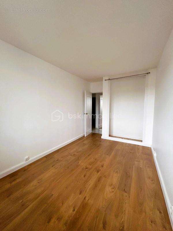 Appartement à CORBEIL-ESSONNES