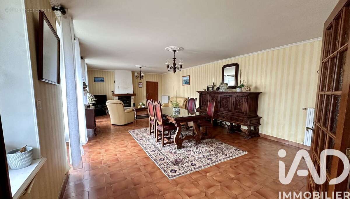 Maison 165 m² à Treffiagat  - photo 7