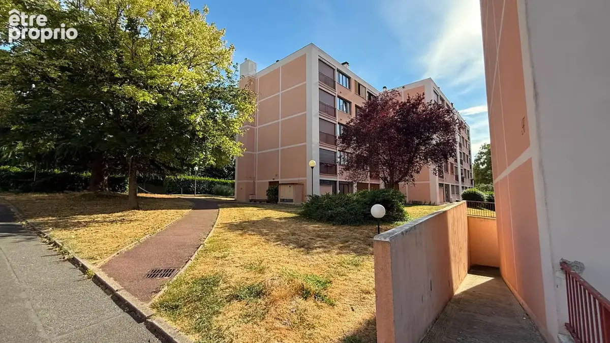 Parking / box 15m² à corbeil-essonnes - photo 2
