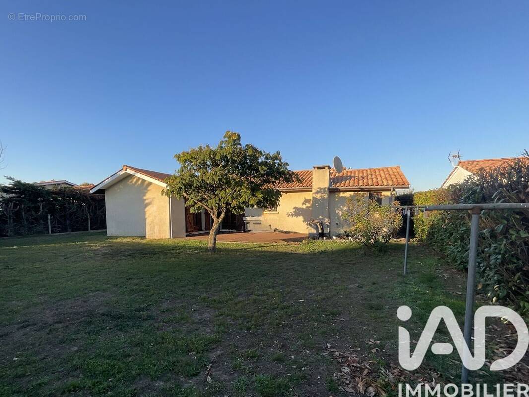 Photo 1 - Maison à PAREMPUYRE