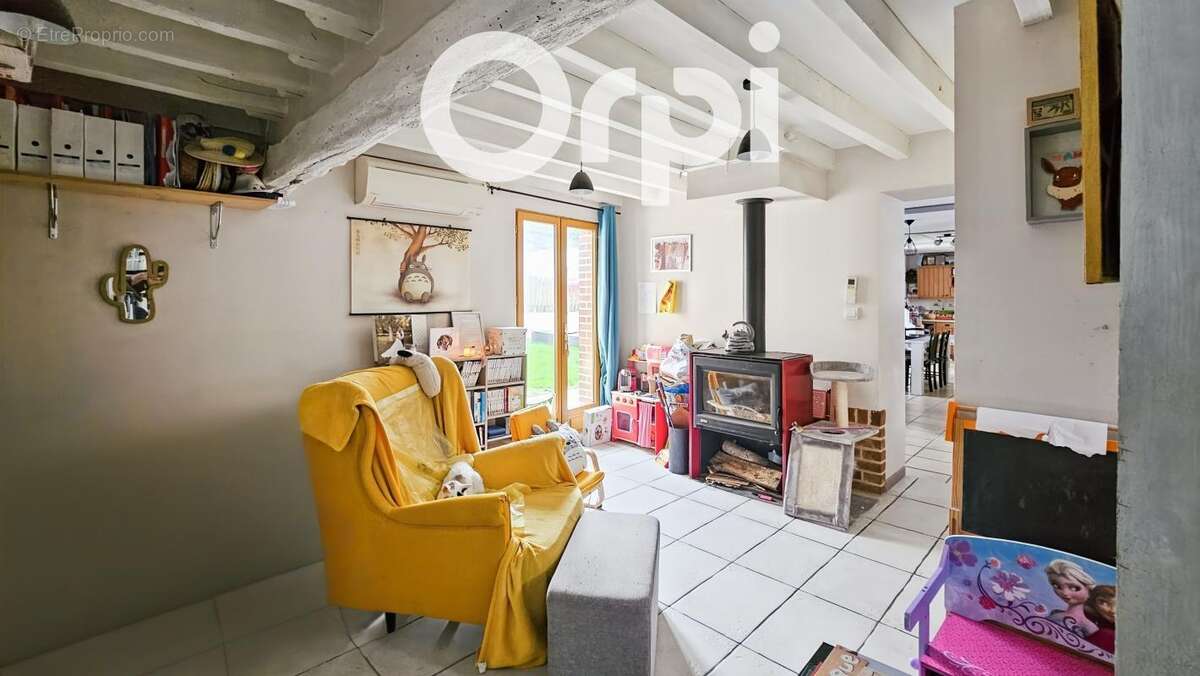 Maison à MOYENNEVILLE