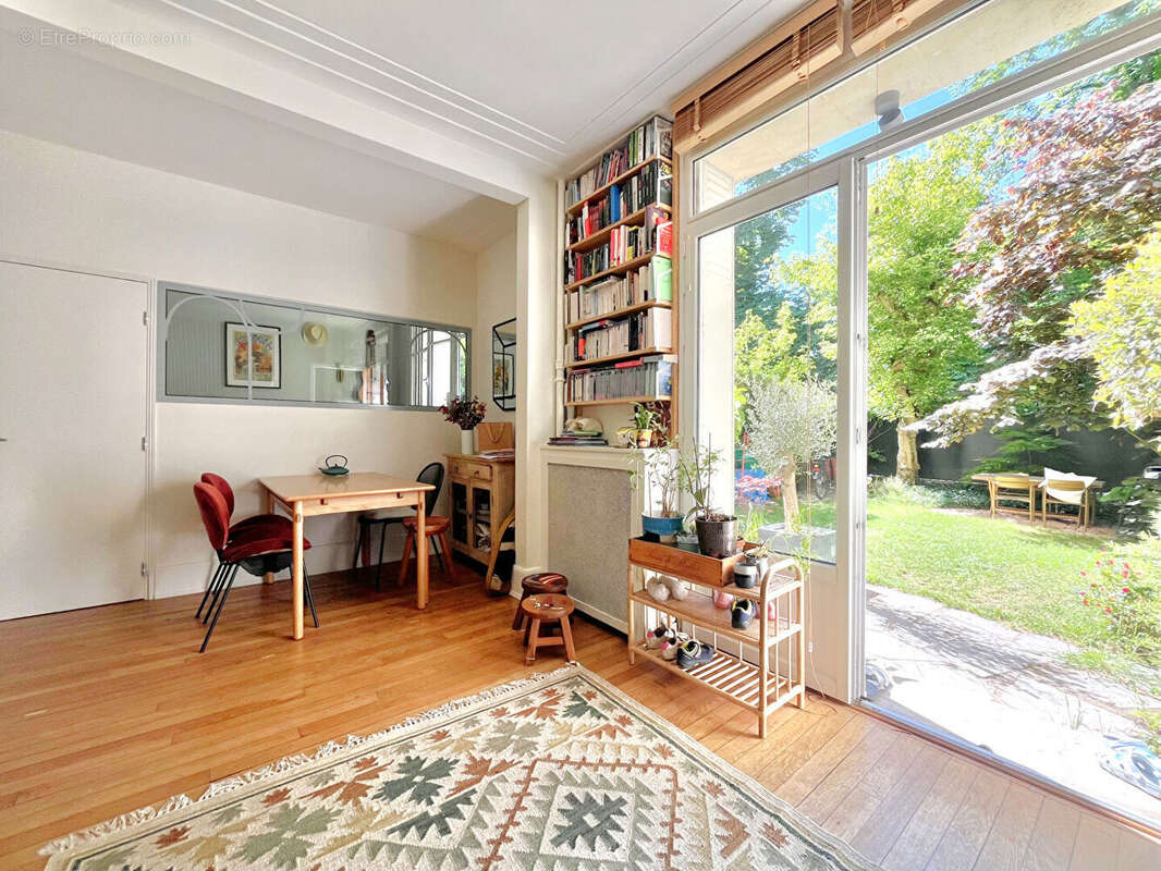 Appartement à FONTENAY-SOUS-BOIS