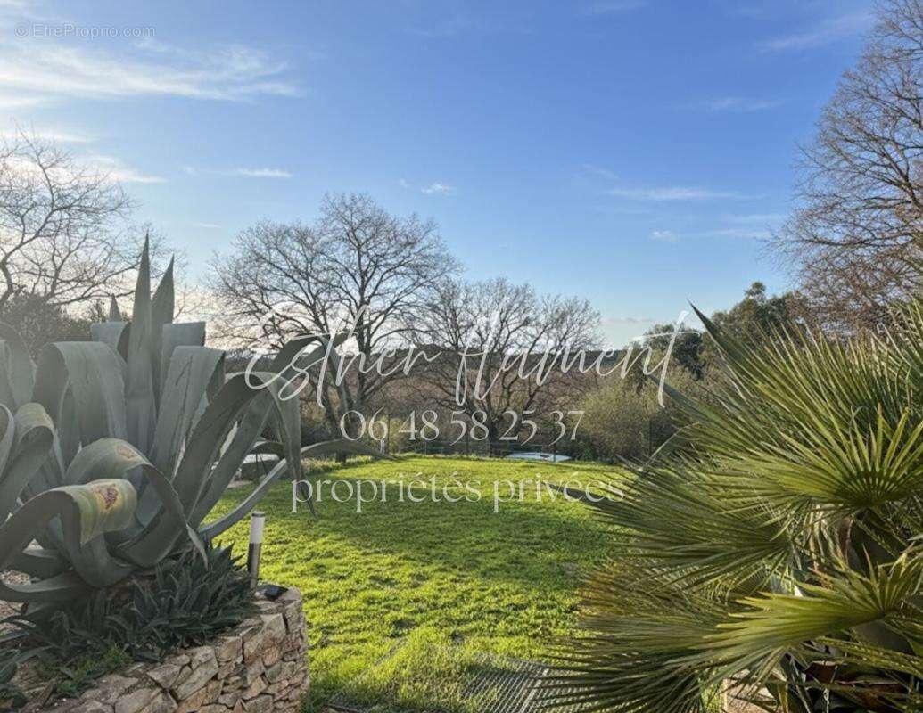 Maison à VEZENOBRES