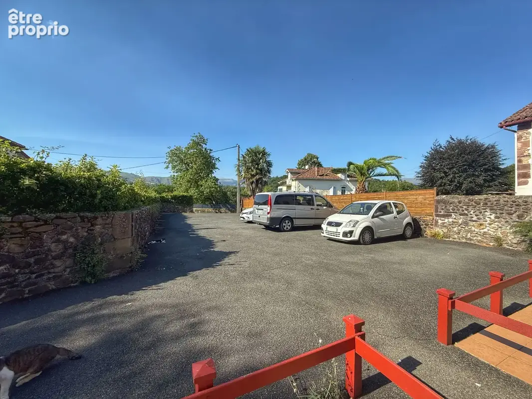 Appartement T3 avec terrasse et parking - photo 15