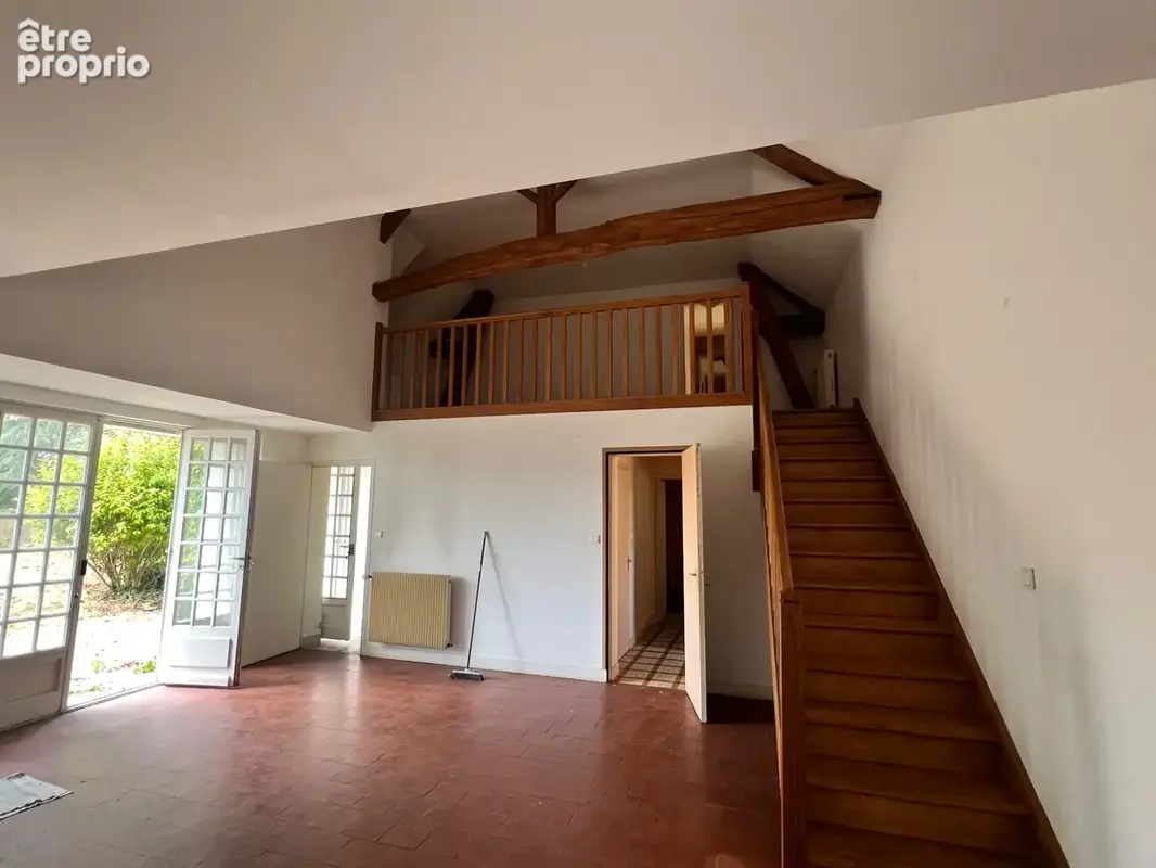 Longère de caractère – 230 m² – charme, volumes & authenticité – 20 minutes au nord de châtellerault - photo 3