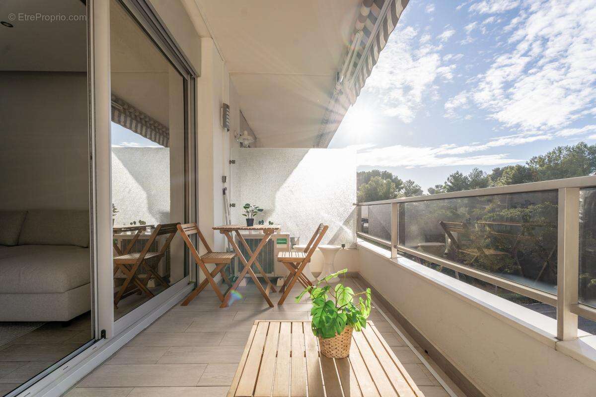 Appartement à MARSEILLE-8E