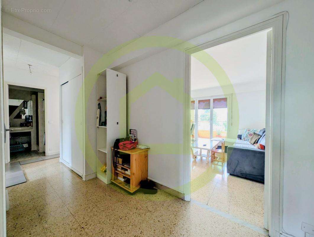 Appartement à MANDELIEU-LA-NAPOULE