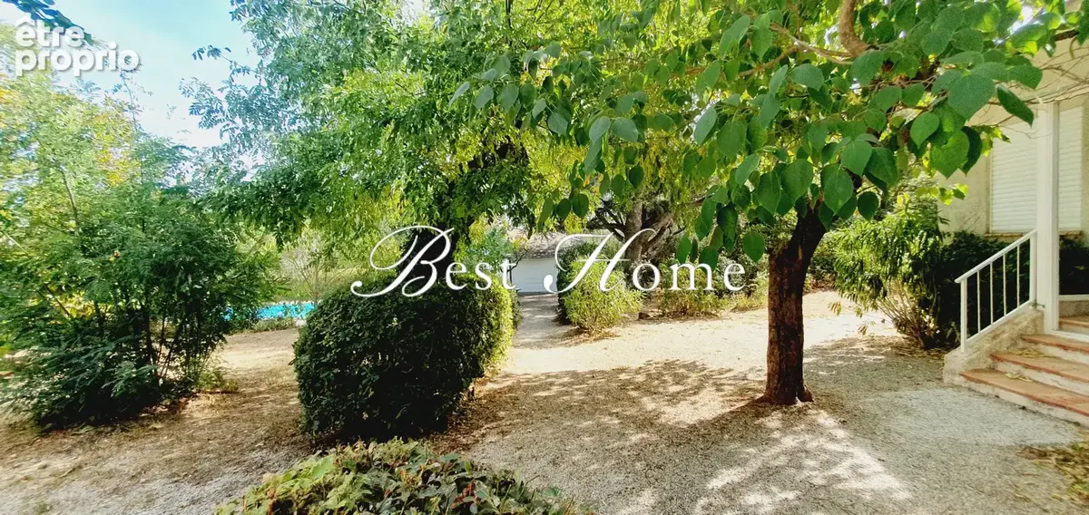 Quartier de Castanet , A vendre deux maisons sur 2774 m2 de terrain clos et arboré avec piscine , cuisine d'ét - photo 3