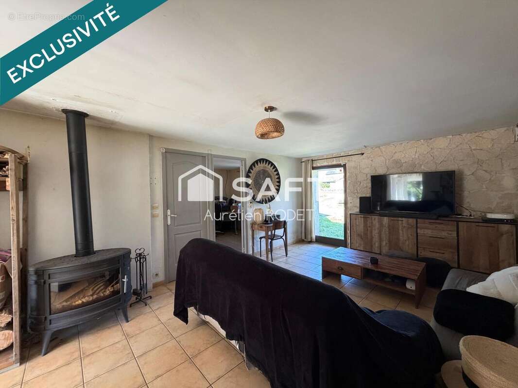 Maison 130 m² à Buxeuil  - photo 7