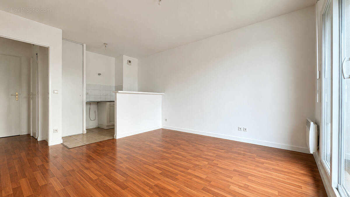 Appartement à CORBEIL-ESSONNES