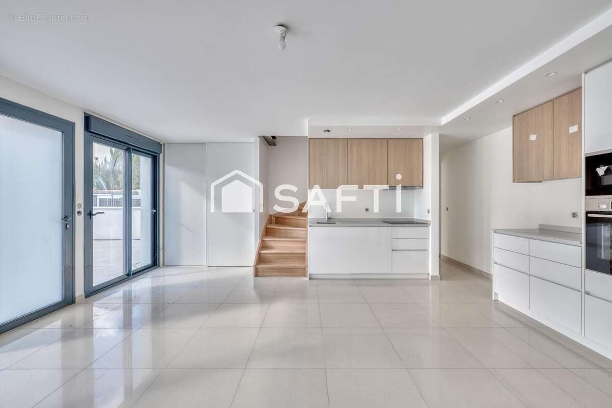 Photo 3 - Maison à SAINT-MAUR-DES-FOSSES