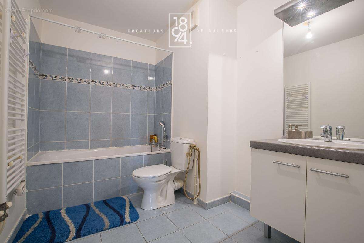 Appartement à MARSEILLE-8E