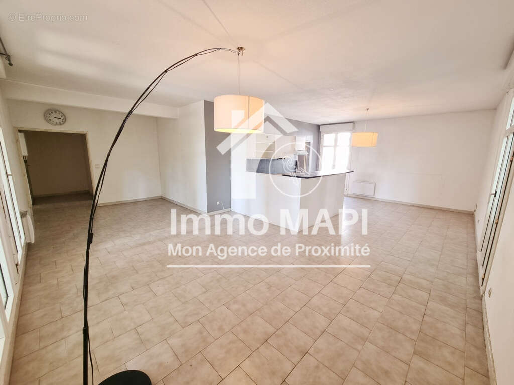 Montpellier - Beaux-Arts - Grand T5 de 128m2 avec terrasse de 15m2 et parking - photo 2