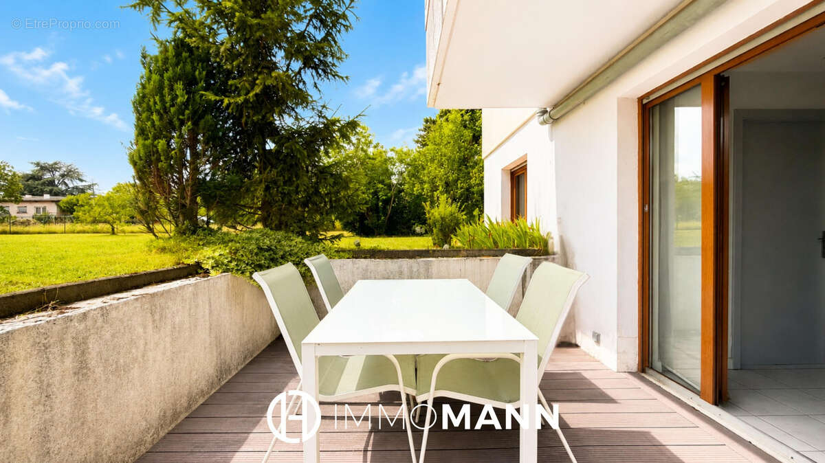 2 pièces avec terrasse et parking - Château Fiat - photo 2