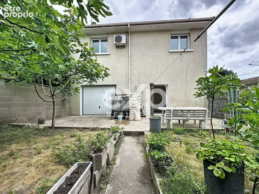 Maison à SAINT-DENIS