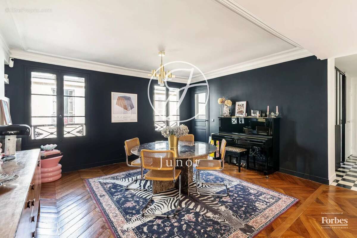 Paris 9e - SAINT-GEORGES - Appartement - 117,68m² Carrez - 6 pièces - Charme de l'ancien - photo 7