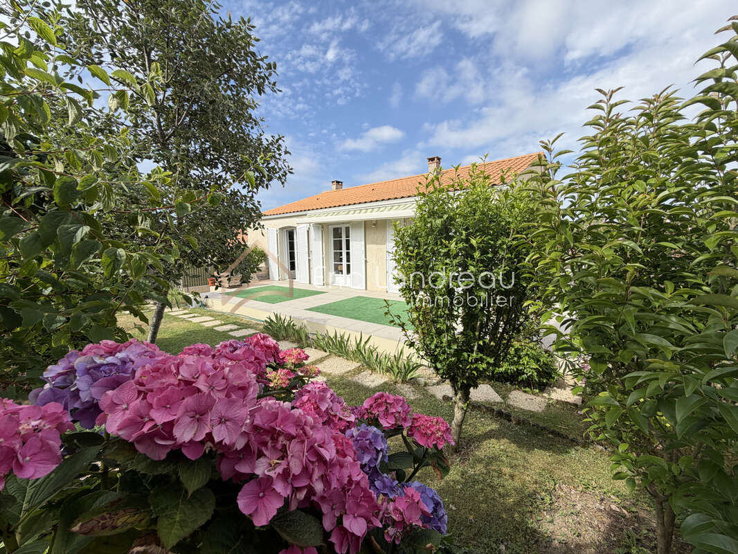 Maison à LONGEVILLE-SUR-MER