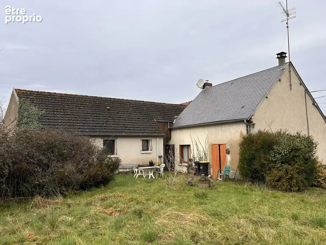A VENDRE - Maison 4 pièces avec garage et jardin à Chazelet - photo 2