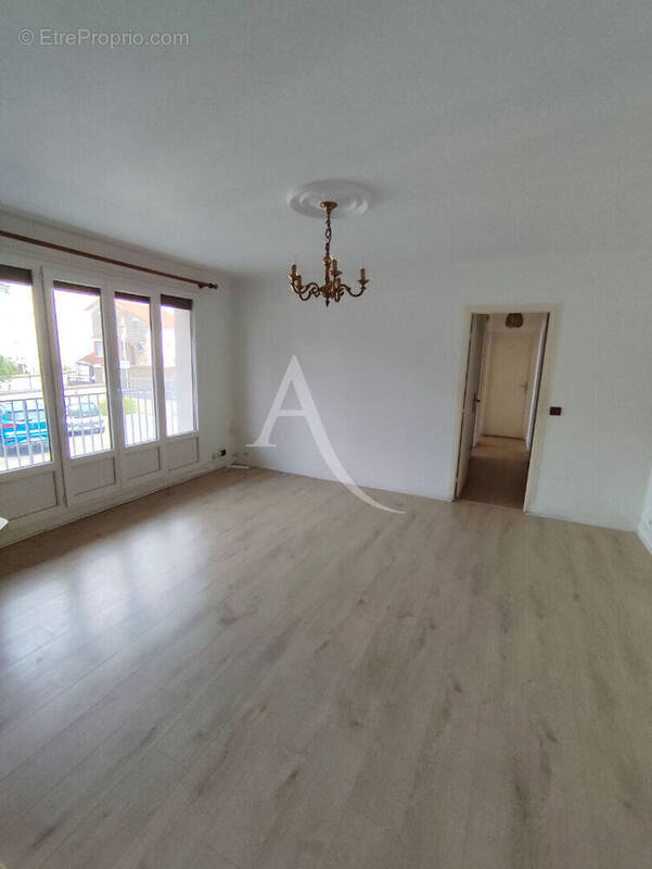 Appartement à CHELLES
