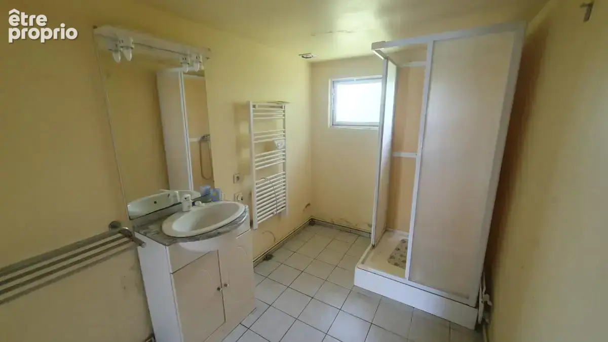 Maison 45 m² à Montsurs  - photo 5