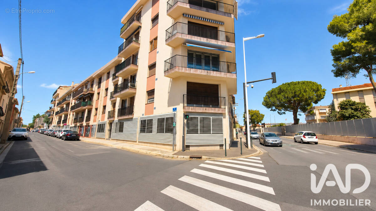 Photo 1 - Commerce à PERPIGNAN