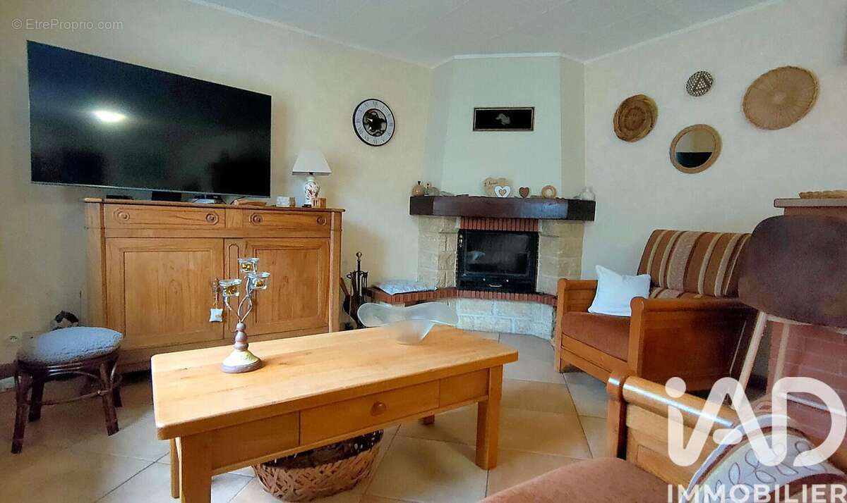 Photo 2 - Maison à COURNIOU