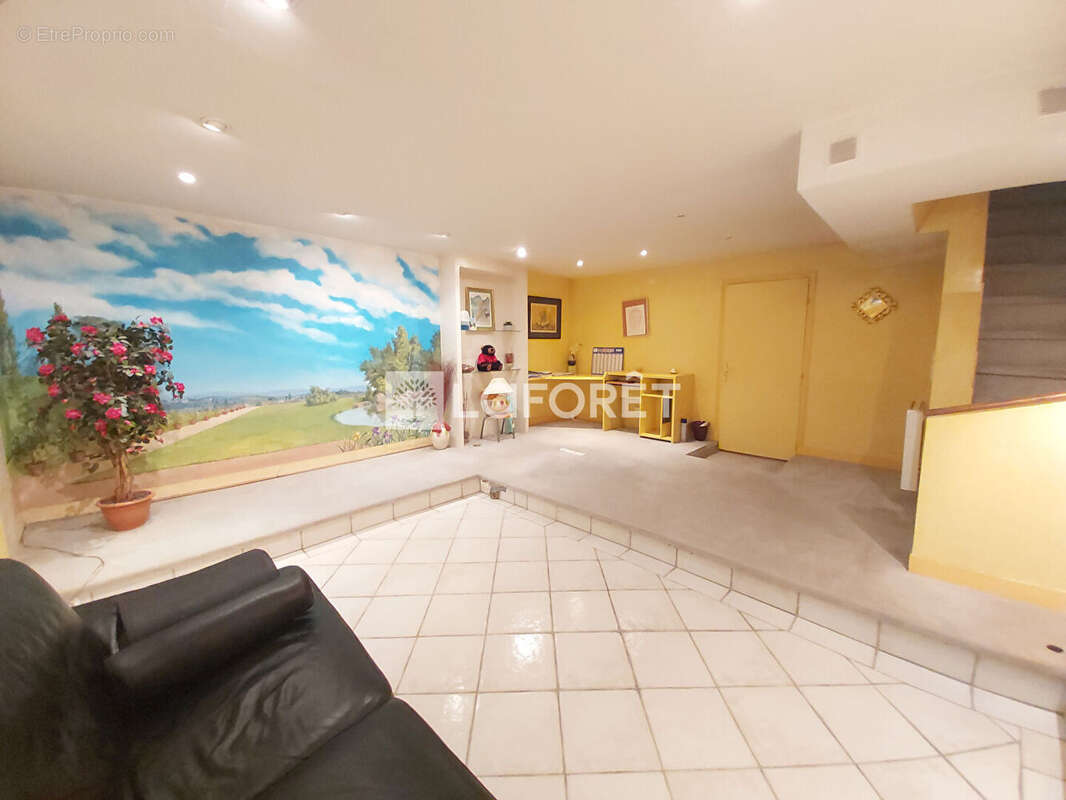 Appartement Villemomble 3 pièce(s) 72 m2 - photo 12